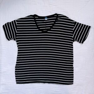 Old Navy short sleeve luxe oversized tunic black & white striped tee size Medium